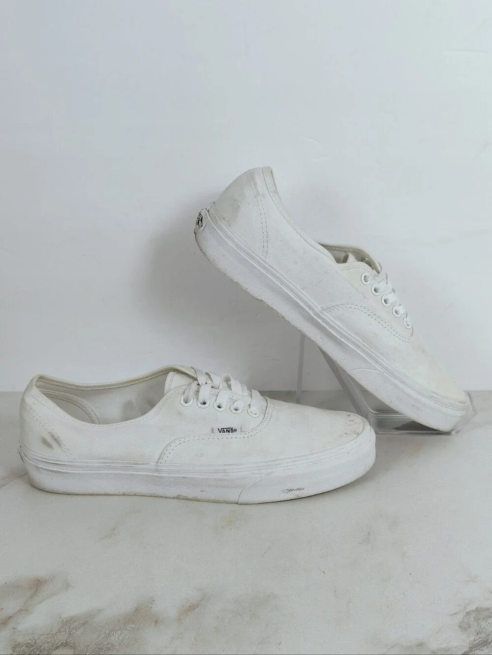 Vans Authentic White Canvas Low Sneakers Skate Shoes, 8.5(M) 10(W)